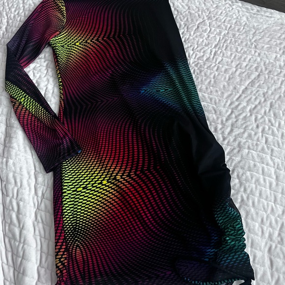 Color/Patterned One Sleeve Dress - Picture 2 of 2